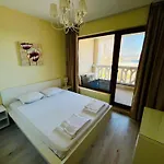 Appartement Seaside View In Varna