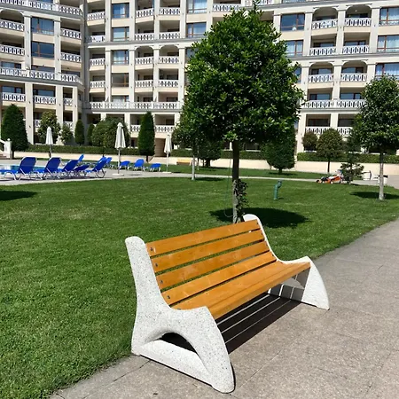 Апартаменты Seaside View In *
